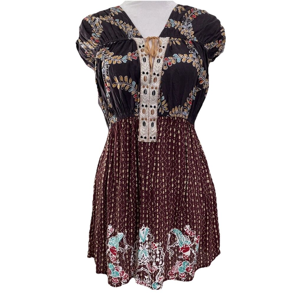 Free People XS/S Boho Top Embroidered Tunic Cap Sleeve Vines Birds Empire Blouse